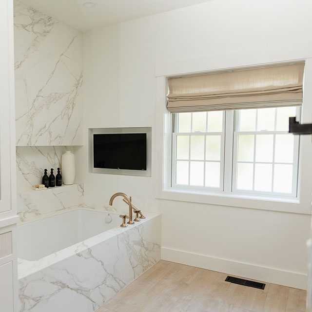 Calacatta Silk Neolith Porcelain, Designer #CindyFriend